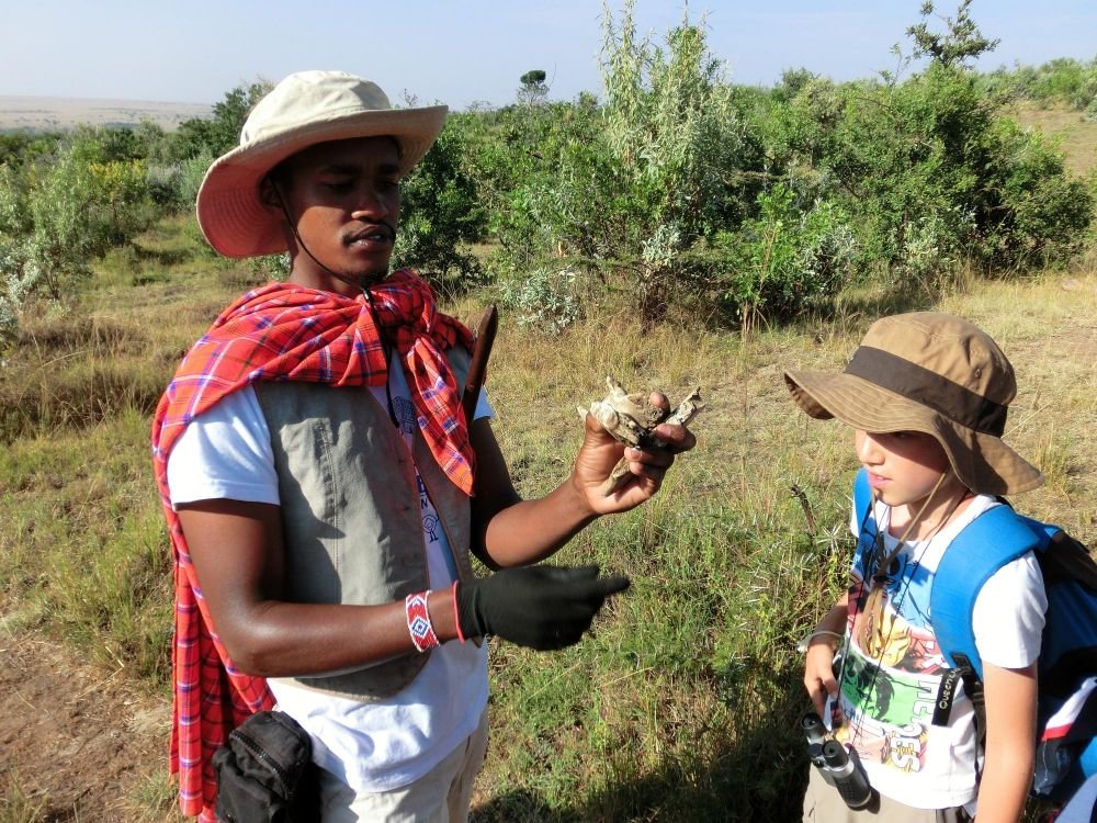 maji moto enfant et maasai