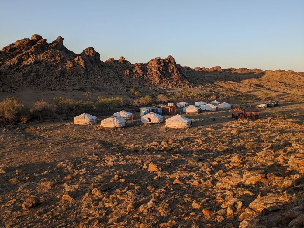 Camp de yourtes à Ikh Naar